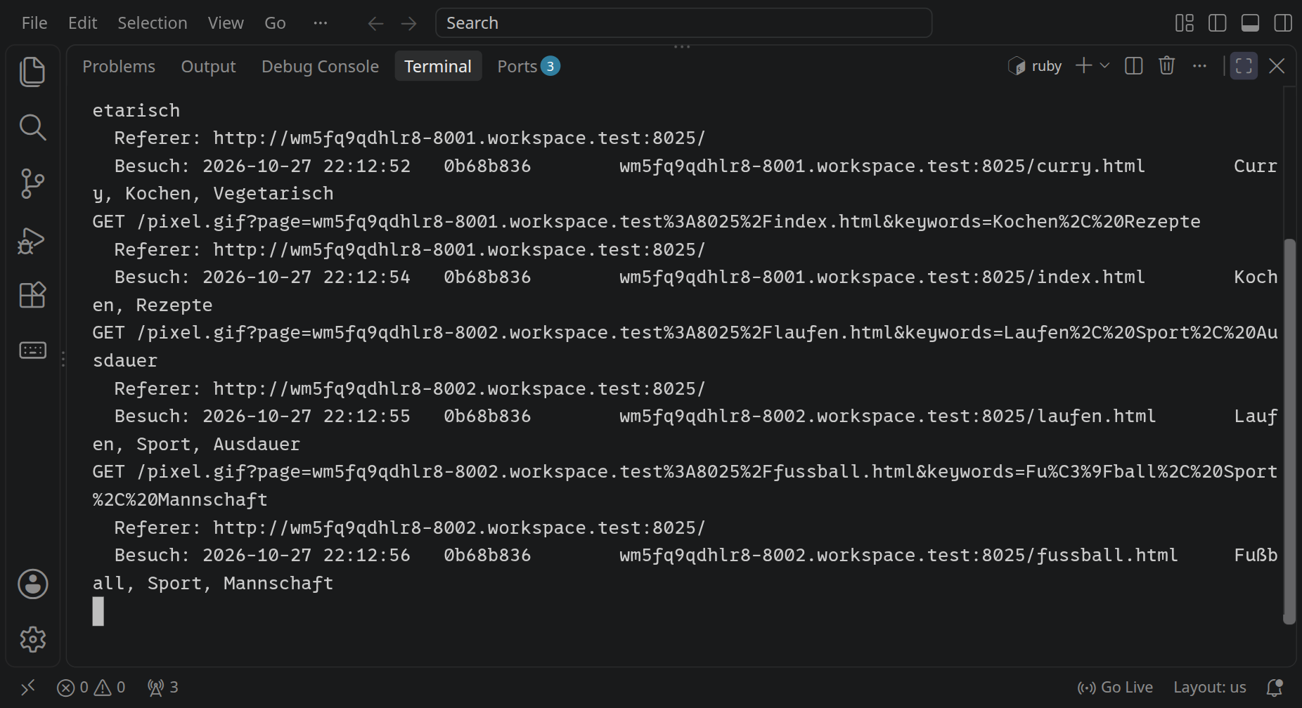 Das Terminal des Trackers: Anfragen nach /pixel.gif von curry.html und index.html auf Port 8001 und von laufen.html und fussball.html auf Port 8002, im Referer jeweils nur die Website, und in jeder Zeile »Besuch« dieselbe Kennung 1ea7b97c.