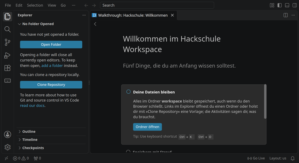 VS Code im Browser mit der Einführung »Willkommen im Hackschule Workspace« und dem leeren Explorer